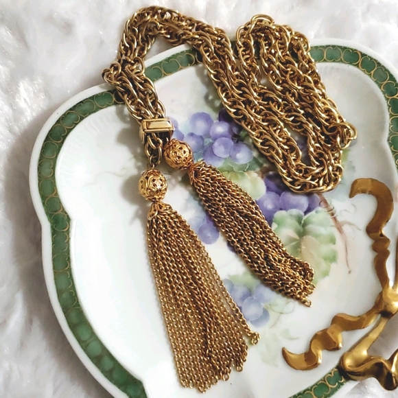VINTAGE Goldtone open thick chain rope necklace ball and tassels Statement Piece - Picture 3 of 6